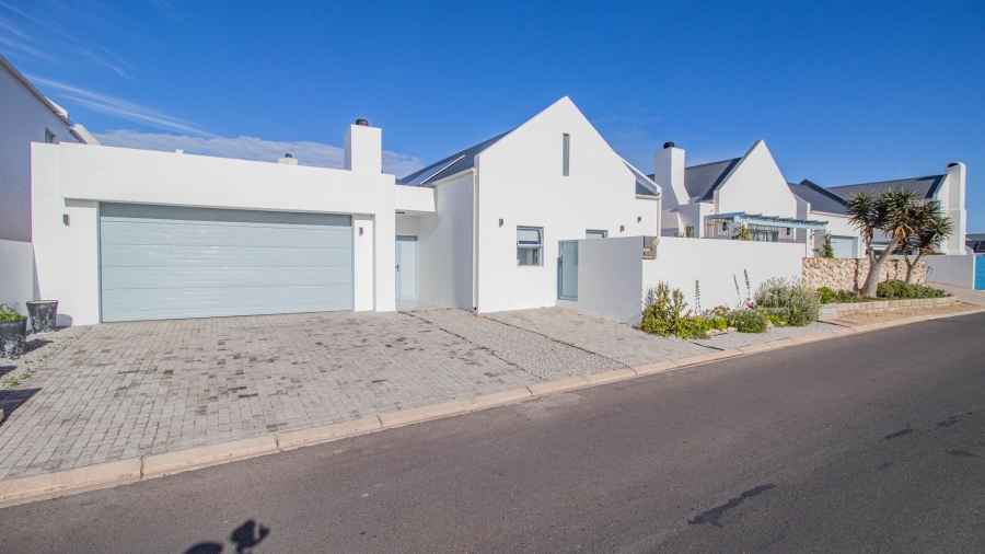 To Let 3 Bedroom Property for Rent in Blue Lagoon Western Cape